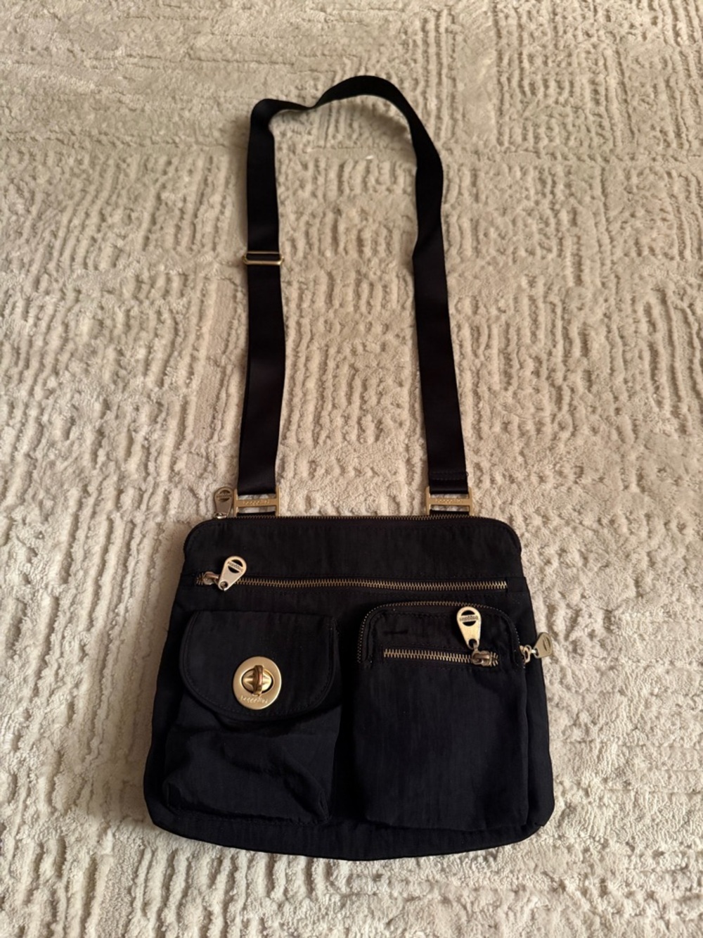 Baggallini Black Crossbody Shoulder Bag with Gold Hardware